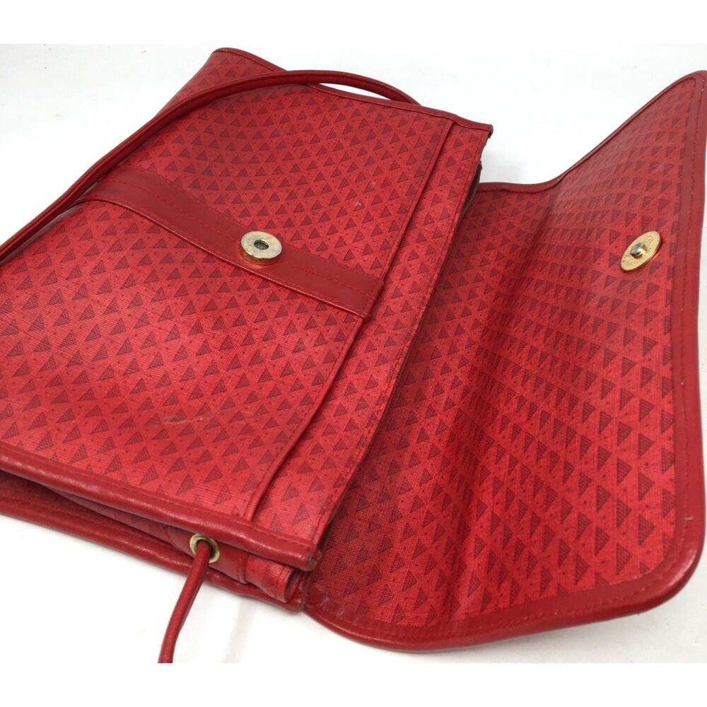 Vintage Liz Claiborne Crossbody Bag Red Triangle Logo Geometric Leather - Picture 4 of 5